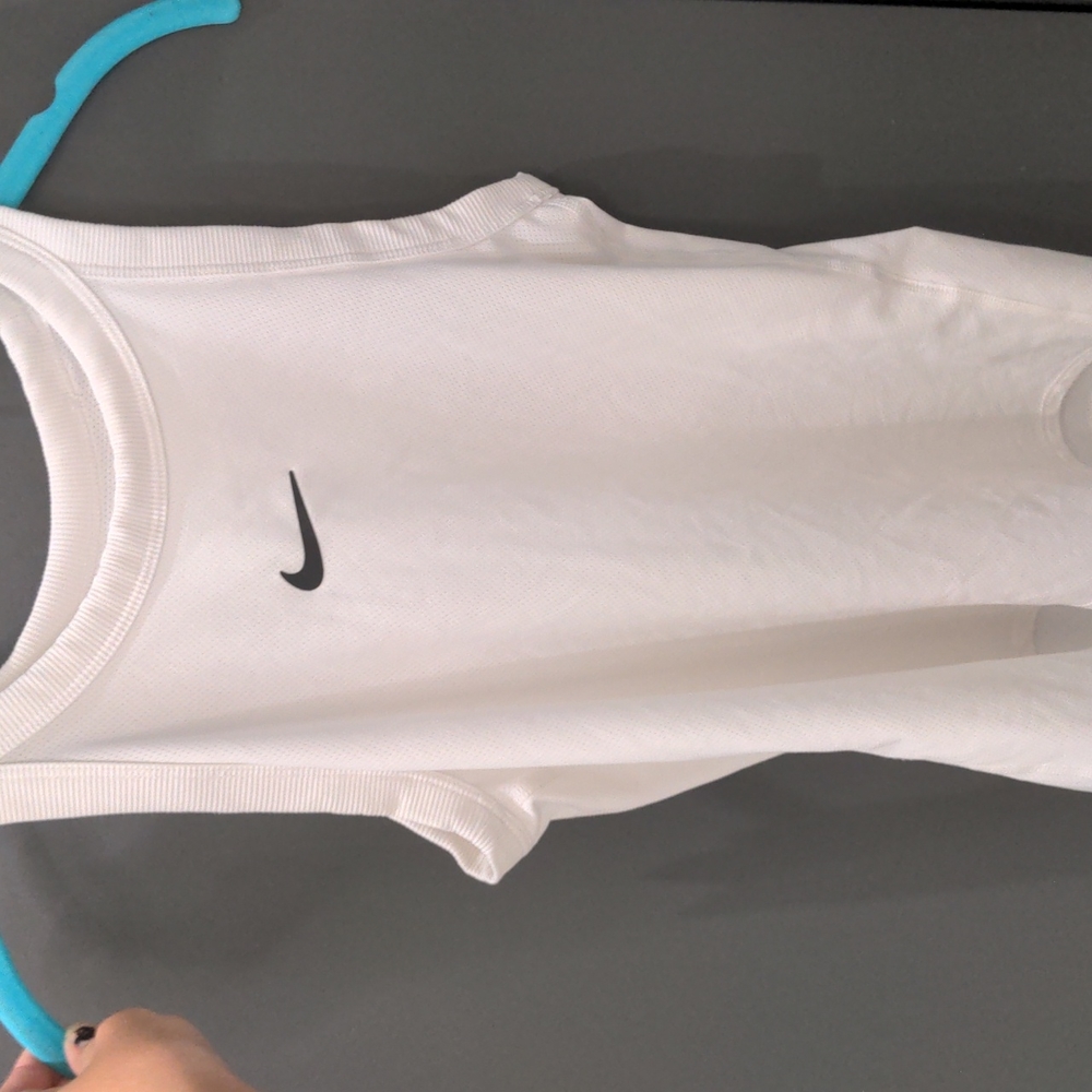 White tank